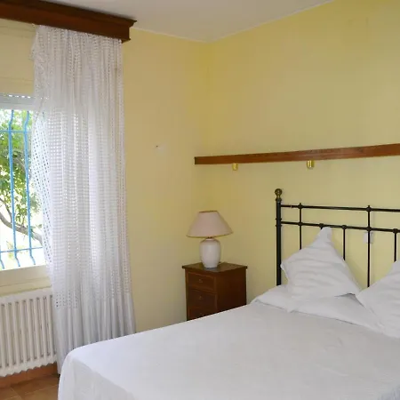 Villa Carboneres 2 *